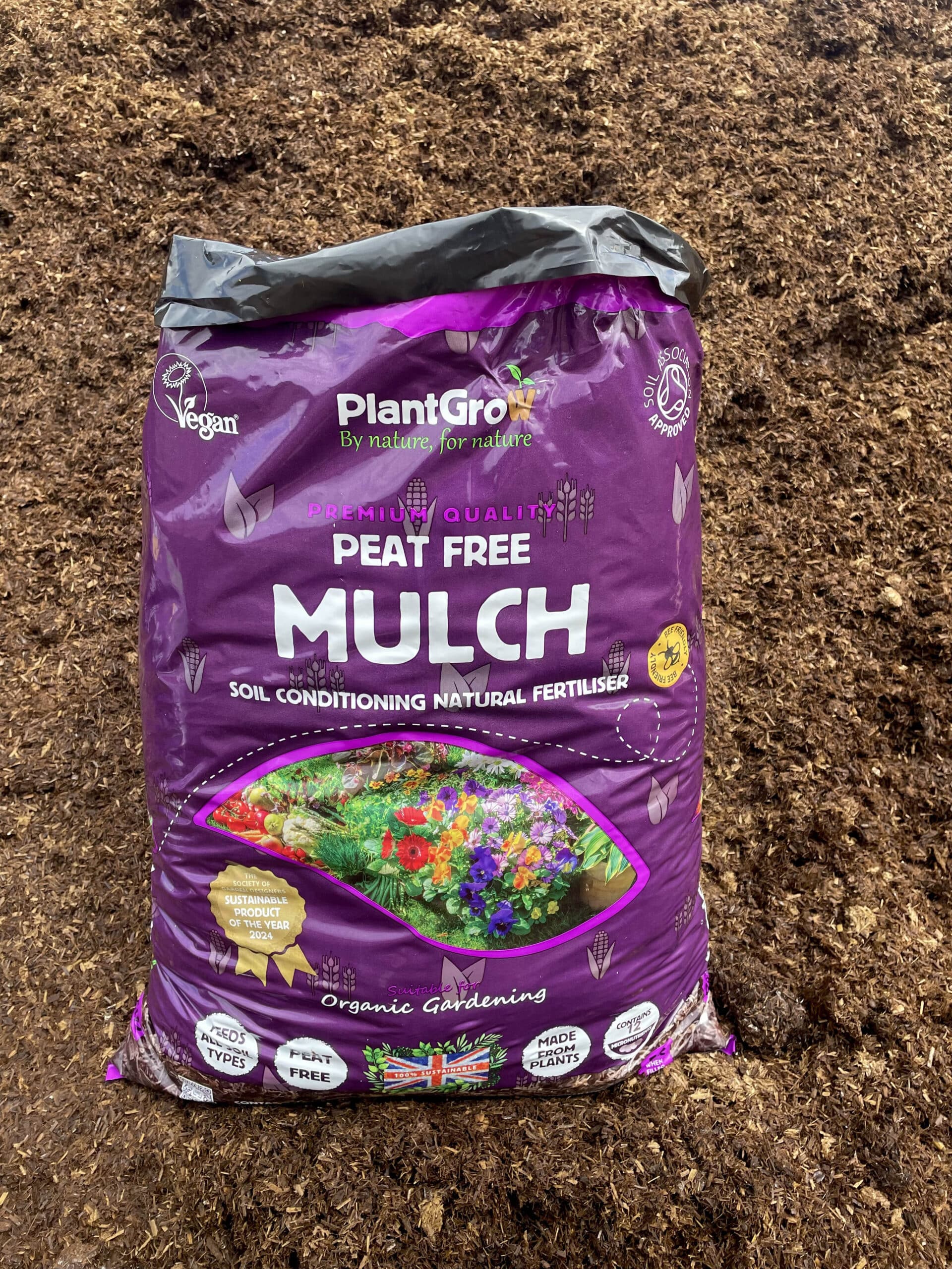 PlantGrow Organic Mulch, Fertiliser & Conditioner - Image 2